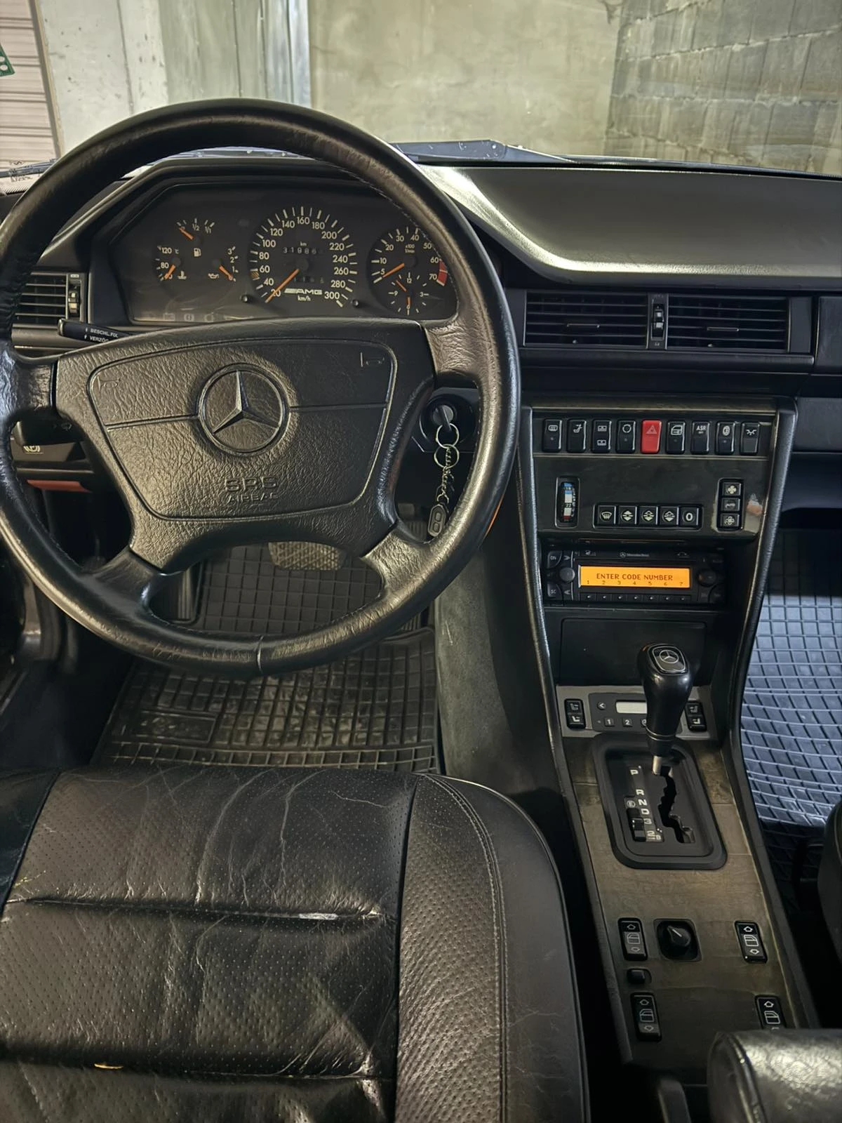 Mercedes-Benz E 500, снимка 7 - Автомобили и джипове - 54372062