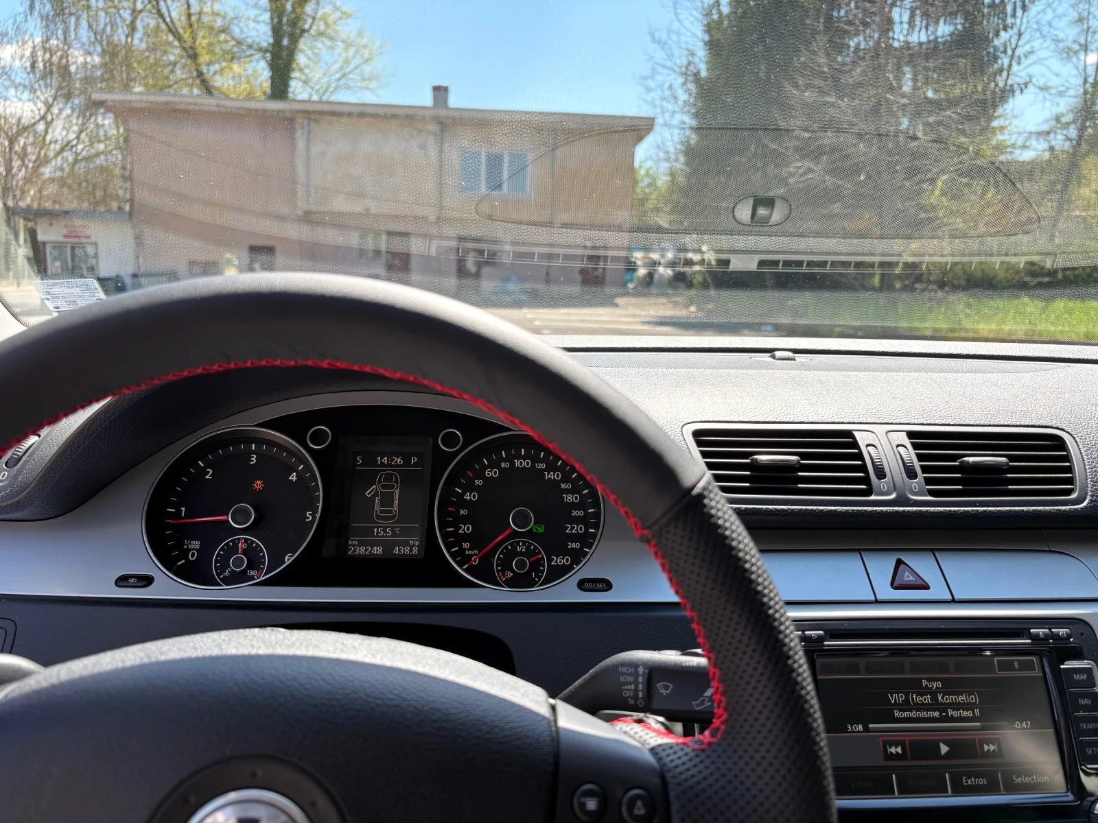 VW Passat 2.0 TDI, снимка 13 - Автомобили и джипове - 54804324