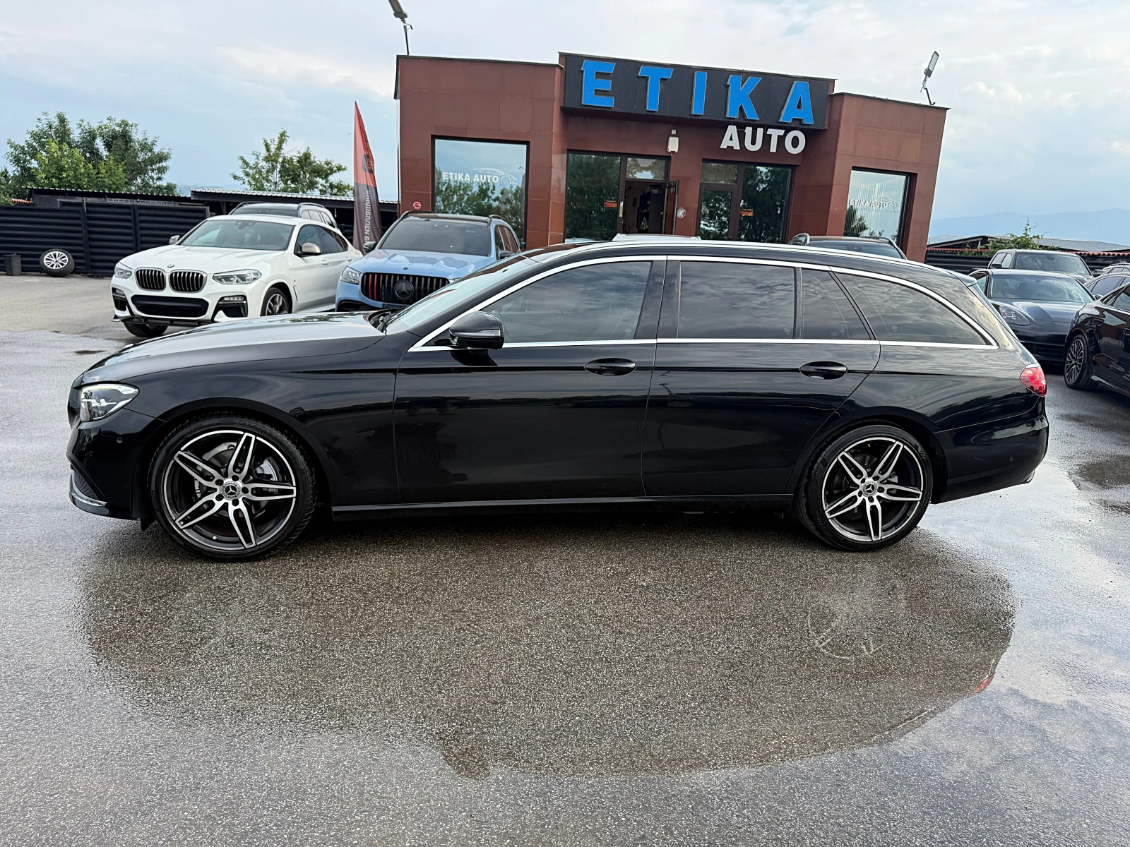 Mercedes-Benz E 200 DISTRONIK-LED-BIXENON-KAMERA-9скорости-3D, снимка 5 - Автомобили и джипове - 55017224