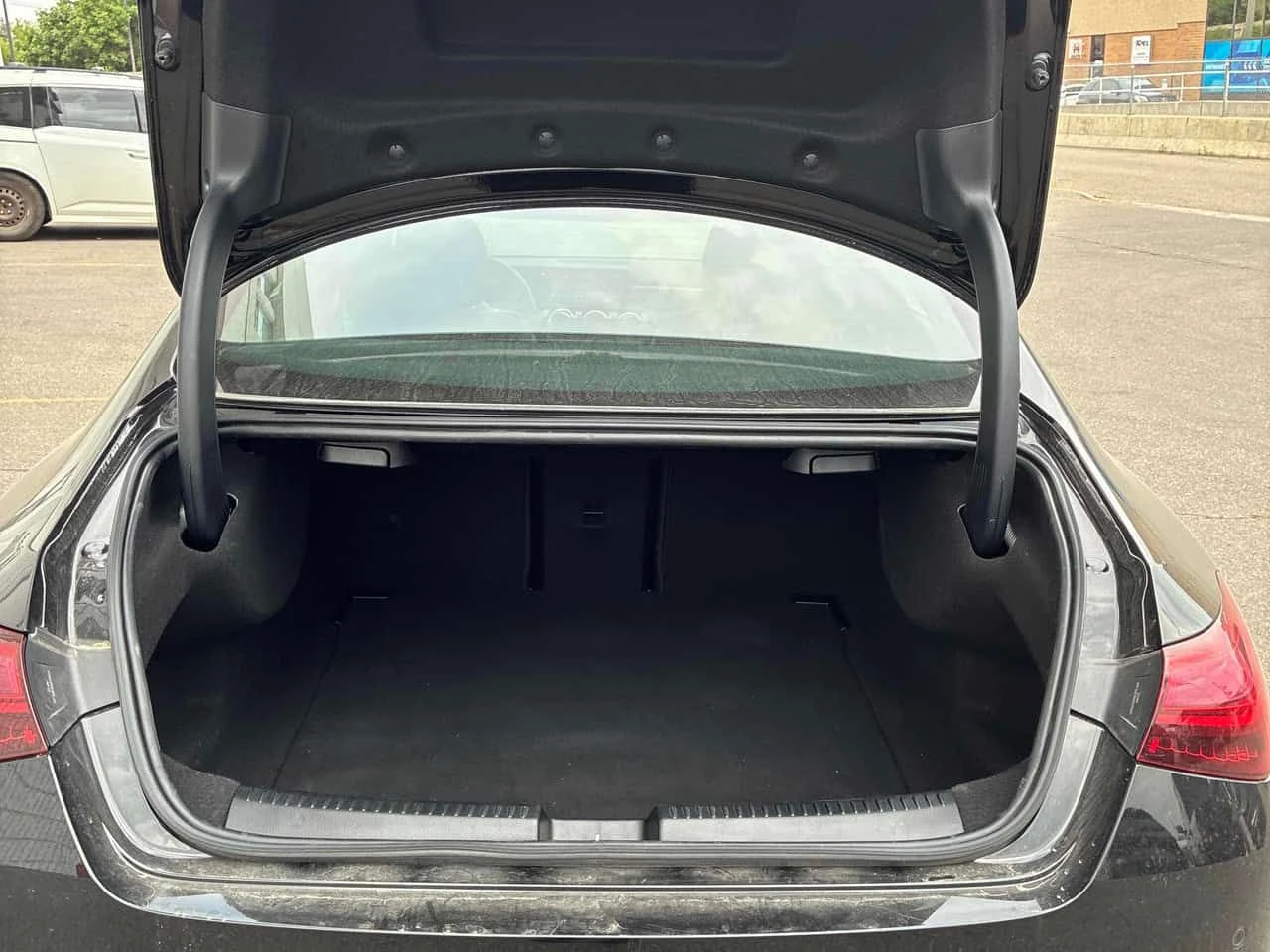 Mercedes-Benz CLA 250 | CARFAX | АВТОКРЕДИТ БЕЗ ПЪРВОНАЧАЛНА ВНОСКА, снимка 14 - Автомобили и джипове - 55335702