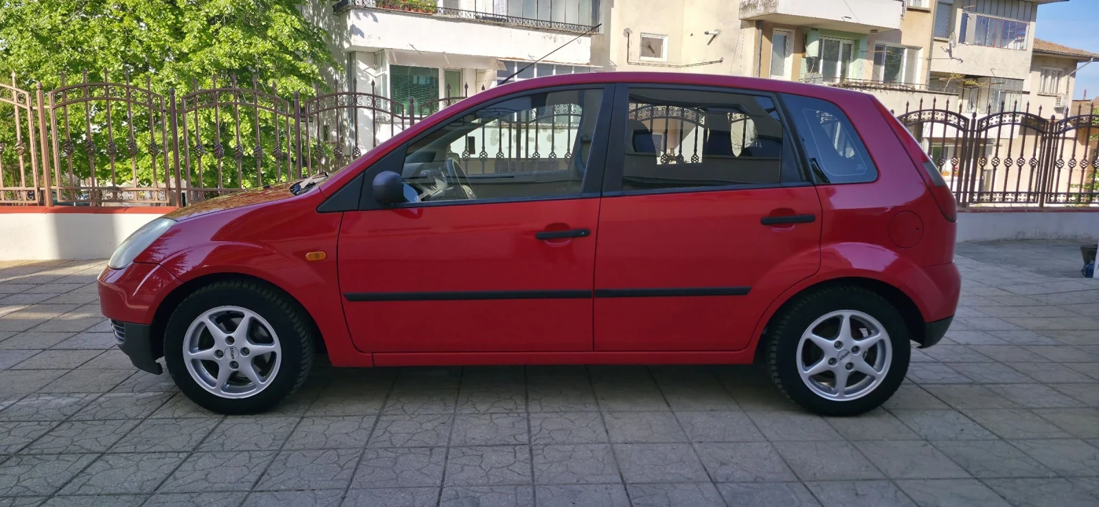 Ford Fiesta 1.4 tdci automatic, снимка 4 - Автомобили и джипове - 55430988