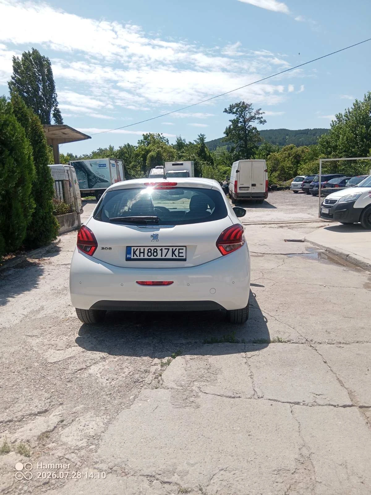 Peugeot 208 1.6HDI, снимка 2 - Автомобили и джипове - 55451567