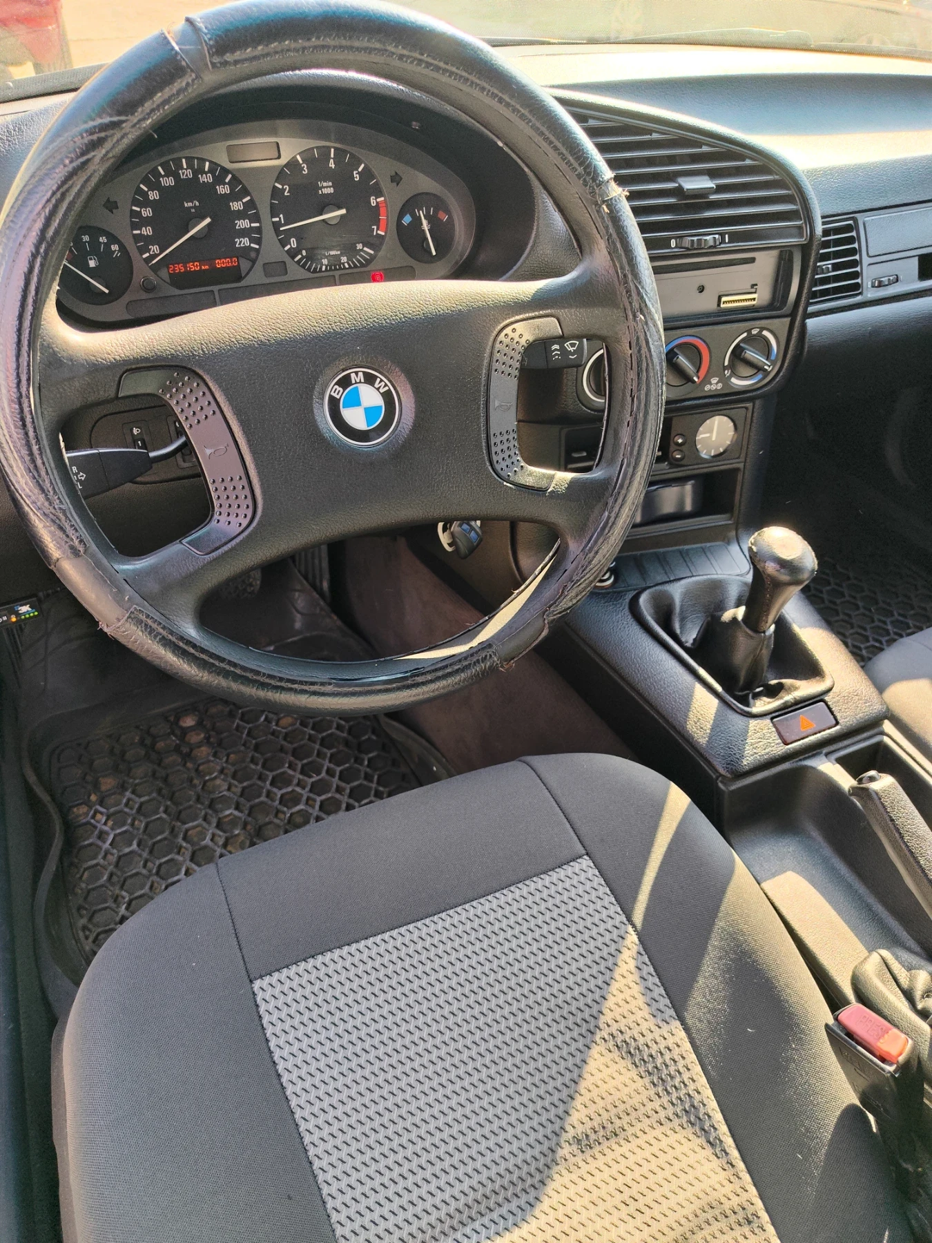 BMW 316, снимка 9 - Автомобили и джипове - 55624227