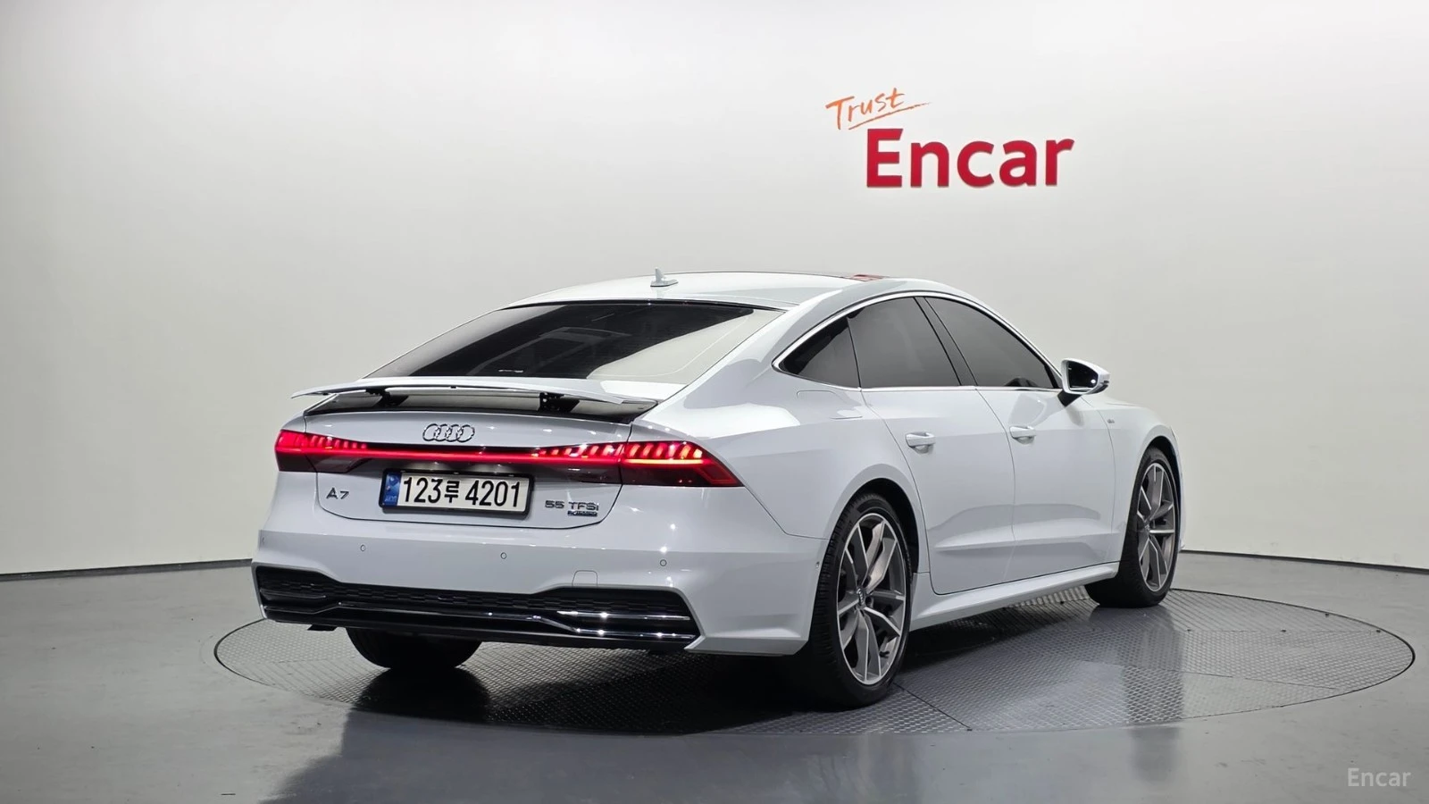 Audi A7 55TFSI/QUATTRO PREMIUM/DRIVE-ASSISTS/SUNROOF, снимка 3 - Автомобили и джипове - 55680951