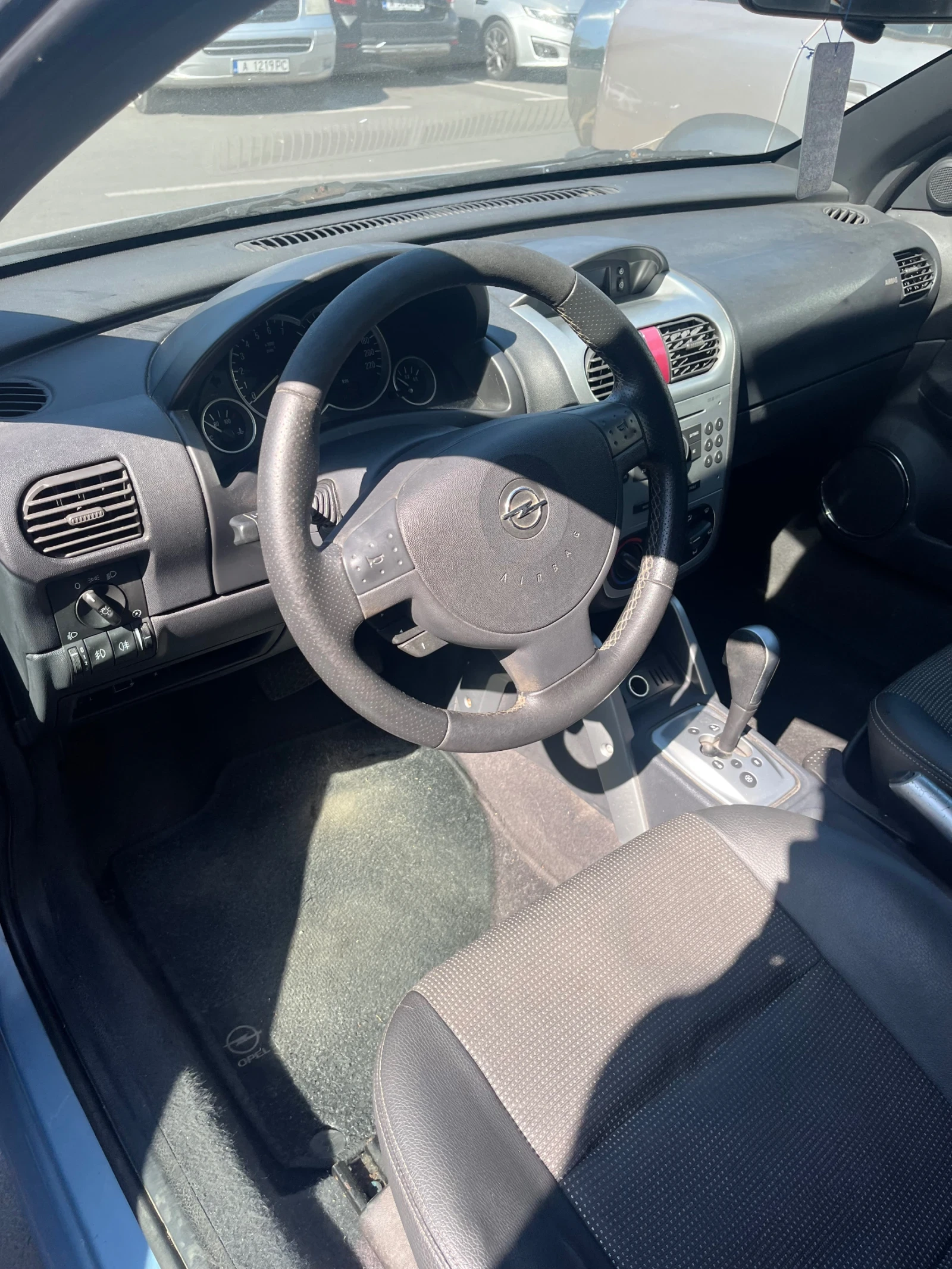 Opel Tigra АВТОМАТИК, снимка 9 - Автомобили и джипове - 55681369