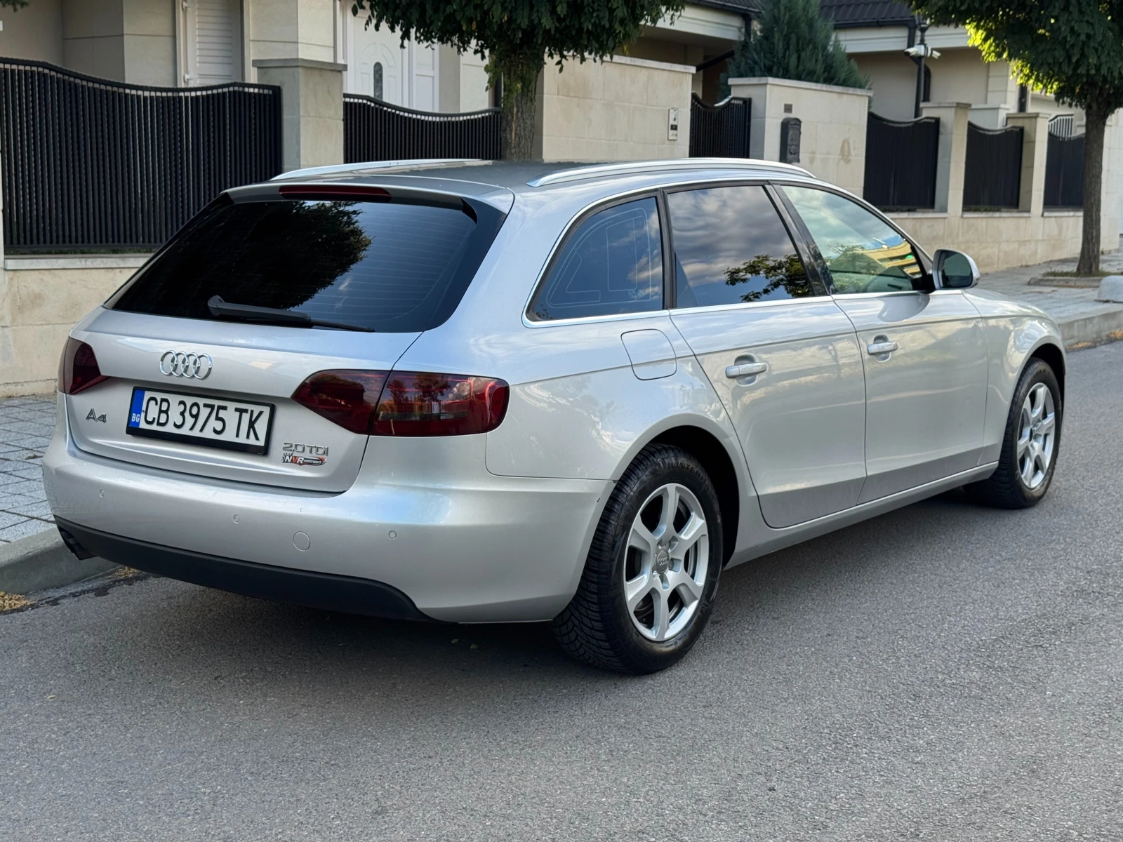 Audi A4 2.0TDI-157300км, снимка 6 - Автомобили и джипове - 56202317