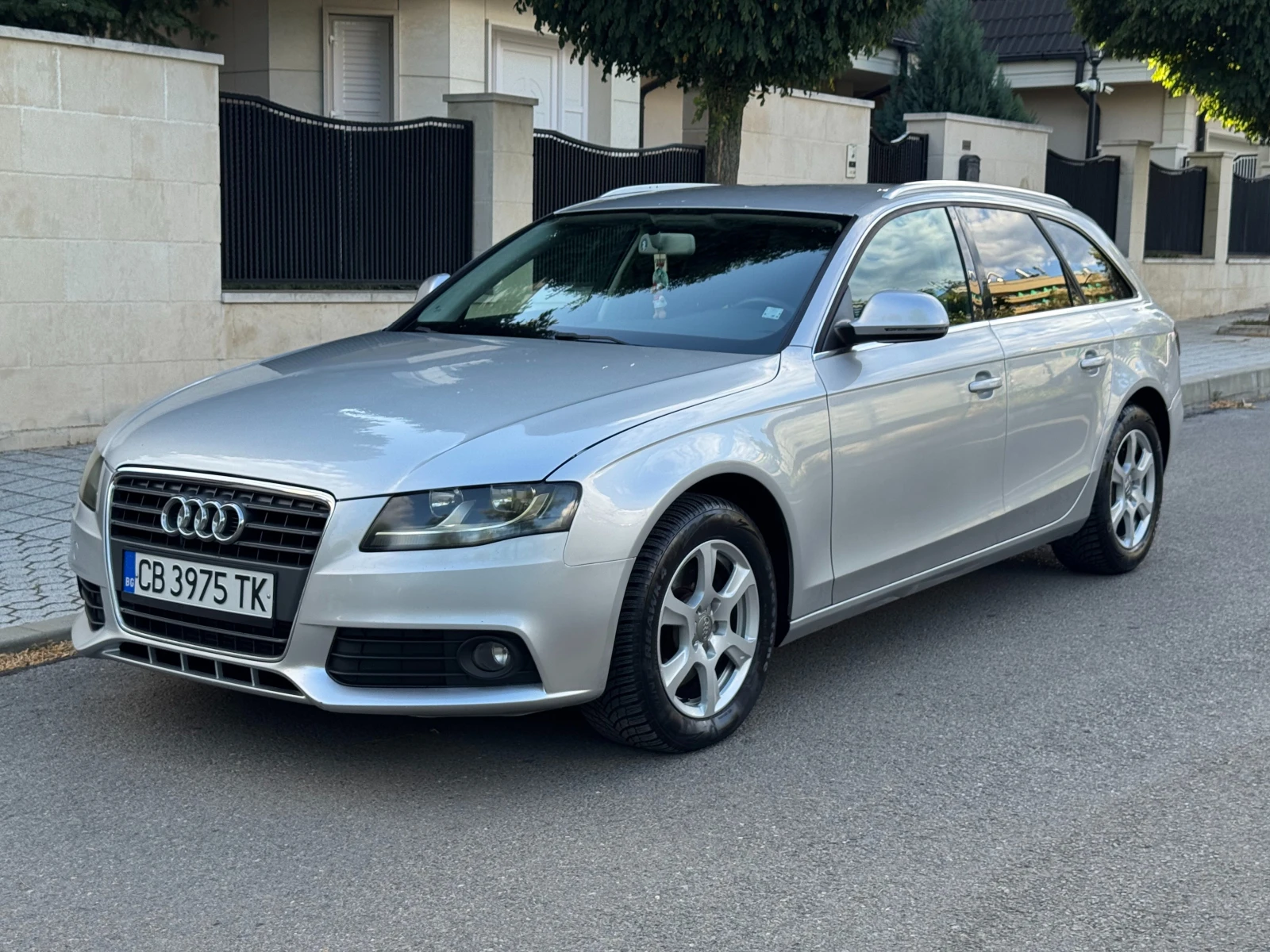 Audi A4 2.0TDI-157300км