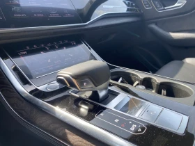Audi Q8 TECHNIK* S LINE* HEAD-UP* DISTRONIC* 360* ОБДУХВАН, снимка 16