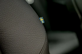 Volvo XC60 T8 Twen Plug in Hybrid/Inscription/AWD/Камера/Пано - 64900 лв. - 35183190 14