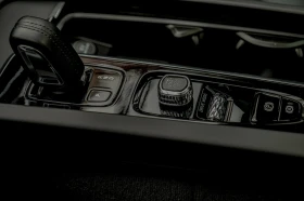 Volvo XC60 T8 Twen Plug in Hybrid/Inscription/AWD/Камера/Пано - 64900 лв. - 35183190 10