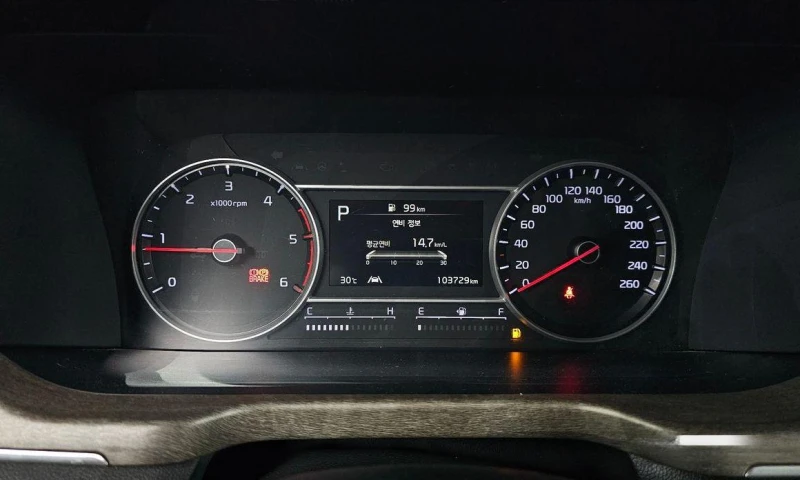 Kia Sorento Diesel 2.2 2WD * НАЙ-ДОБРА ЦЕНА В БЪЛГАРИЯ* , снимка 8 - Автомобили и джипове - 51966197