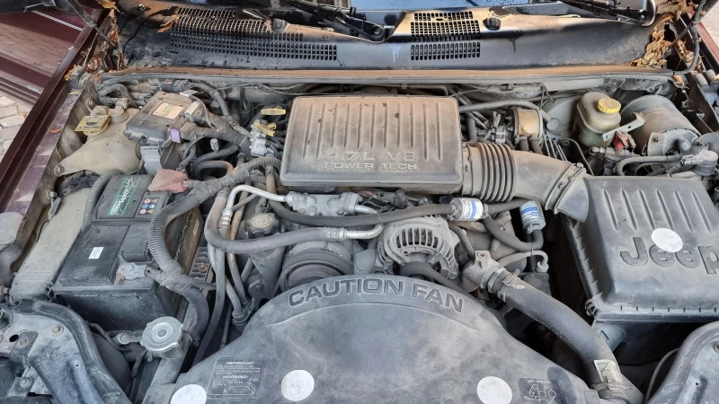Jeep Grand cherokee 4.7 V8 , снимка 11 - Автомобили и джипове - 52402687
