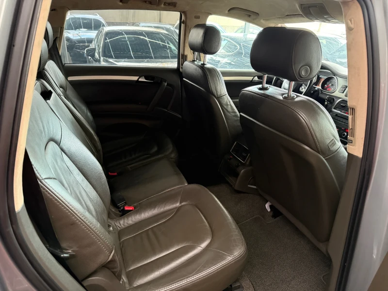 Audi Q7, снимка 8 - Автомобили и джипове - 53390896