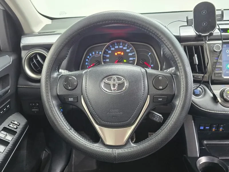 Toyota Rav4 2WD, снимка 14 - Автомобили и джипове - 55831248