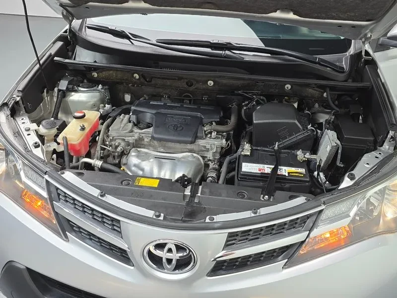 Toyota Rav4 2WD, снимка 6 - Автомобили и джипове - 55831248