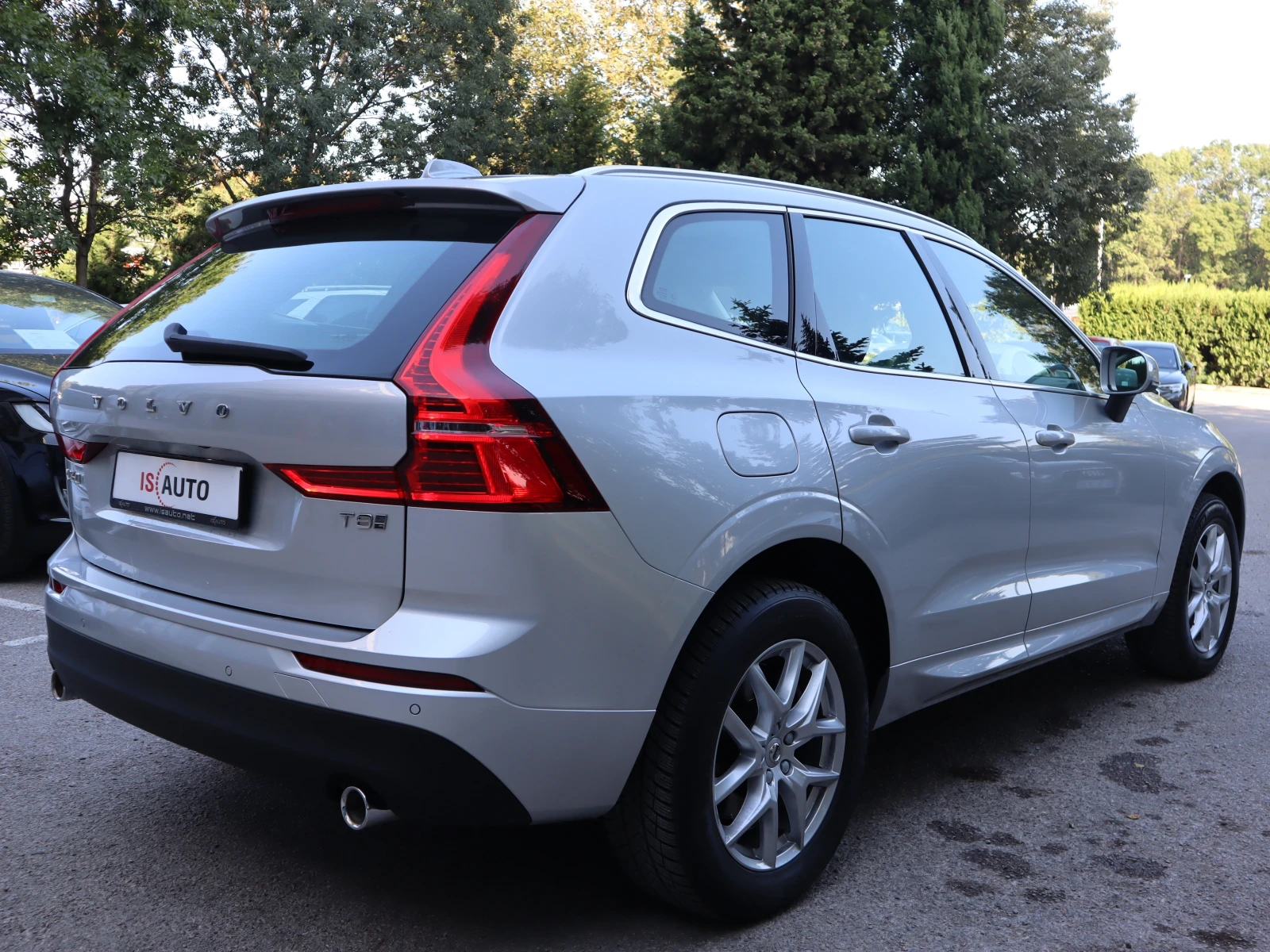 Volvo XC60 T8 Twen Plug in Hybrid/Inscription/AWD/Камера/Пано - изображение 4