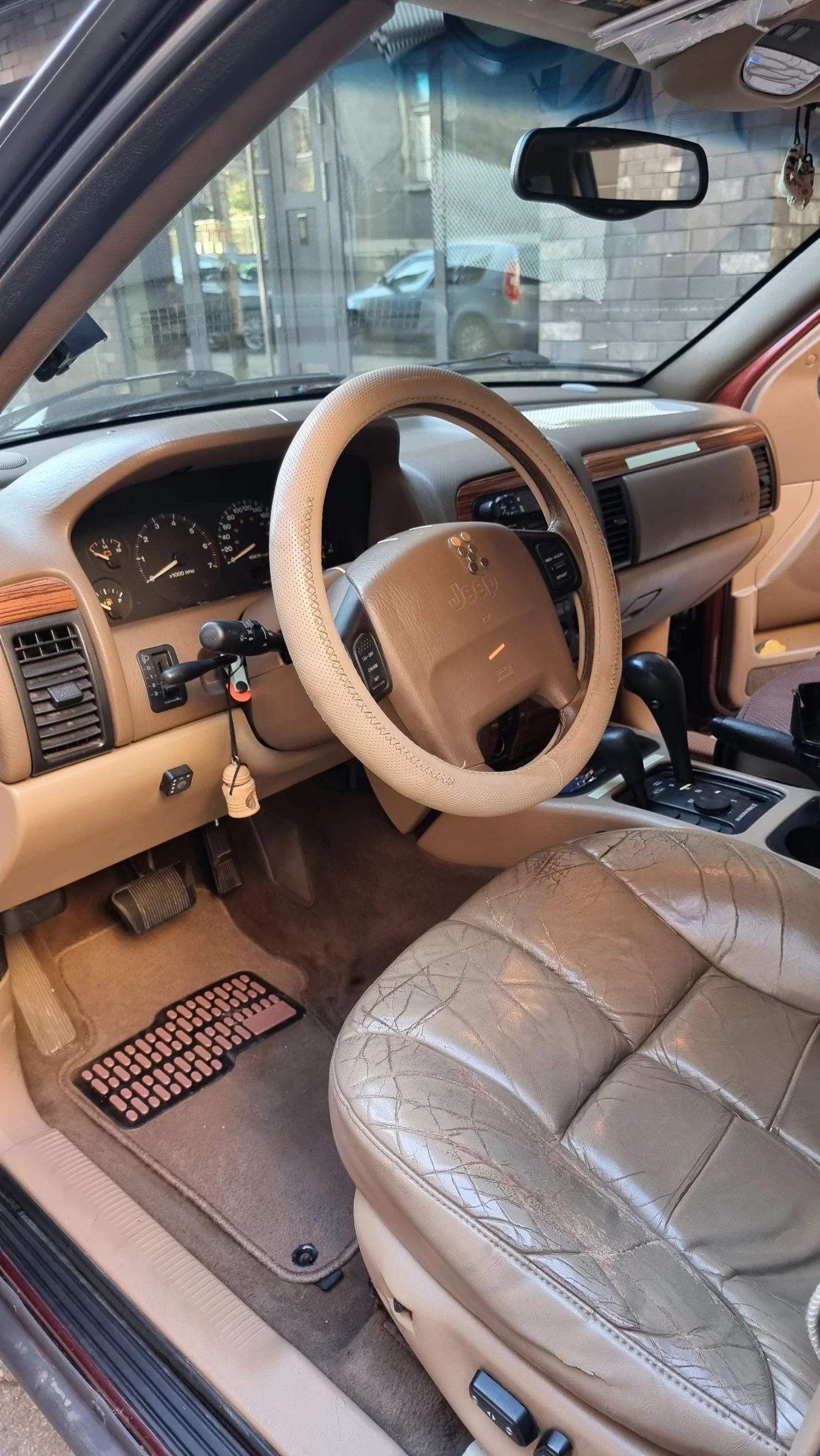 Jeep Grand cherokee 4.7 V8  - изображение 8