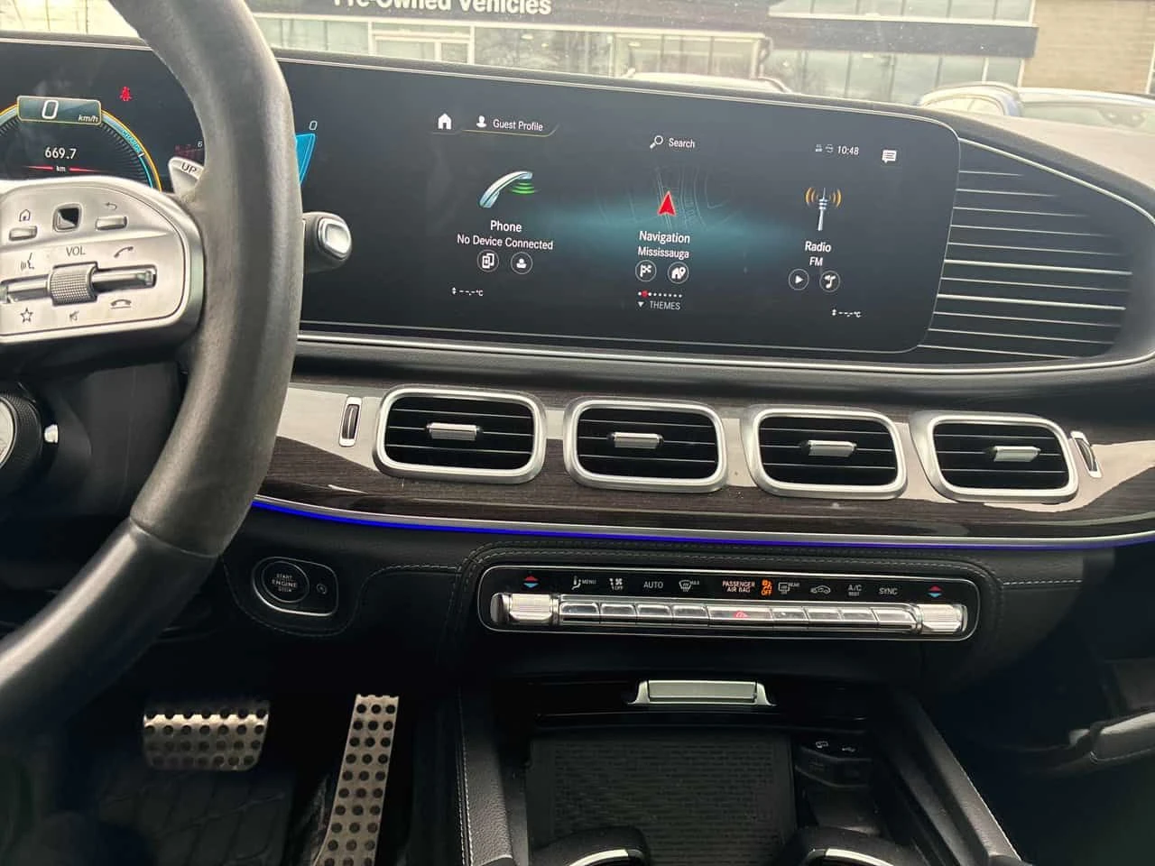 Mercedes-Benz GLE 53 4MATIC Coupe | PANO | 360 | DISTRONIC | ОБДУХ | МАСАЖ | , снимка 9 - Автомобили и джипове - 53825112