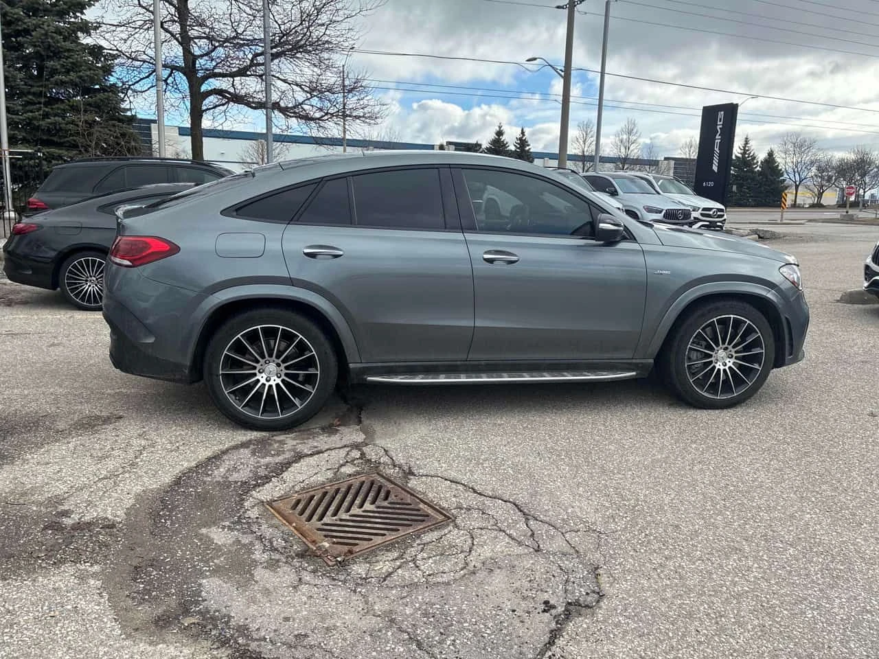Mercedes-Benz GLE 53 4MATIC Coupe | PANO | 360 | DISTRONIC | ОБДУХ | МАСАЖ | , снимка 3 - Автомобили и джипове - 53825112