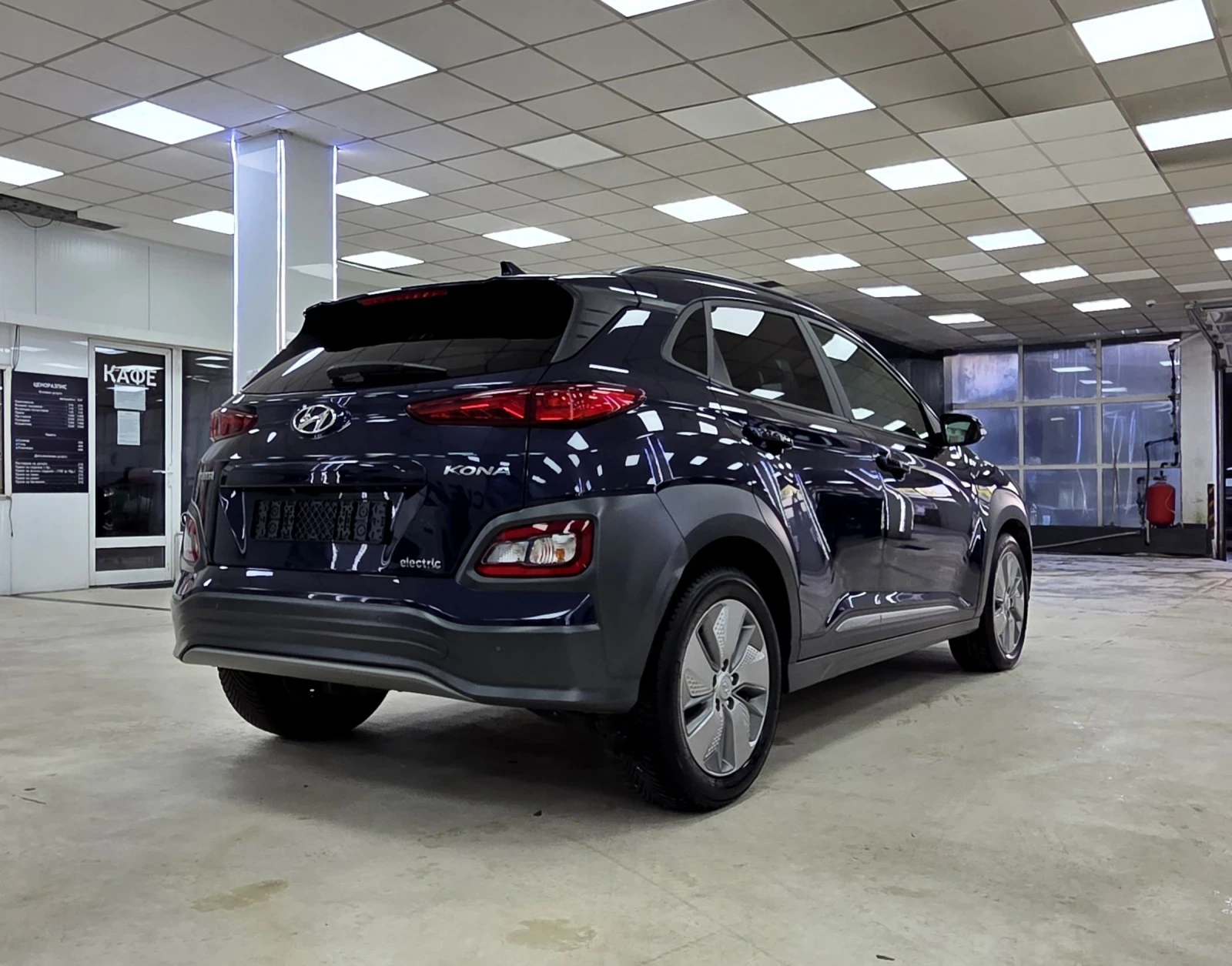 Hyundai Kona 64KWh/Blue Link/SOH100%, снимка 3 - Автомобили и джипове - 54402110