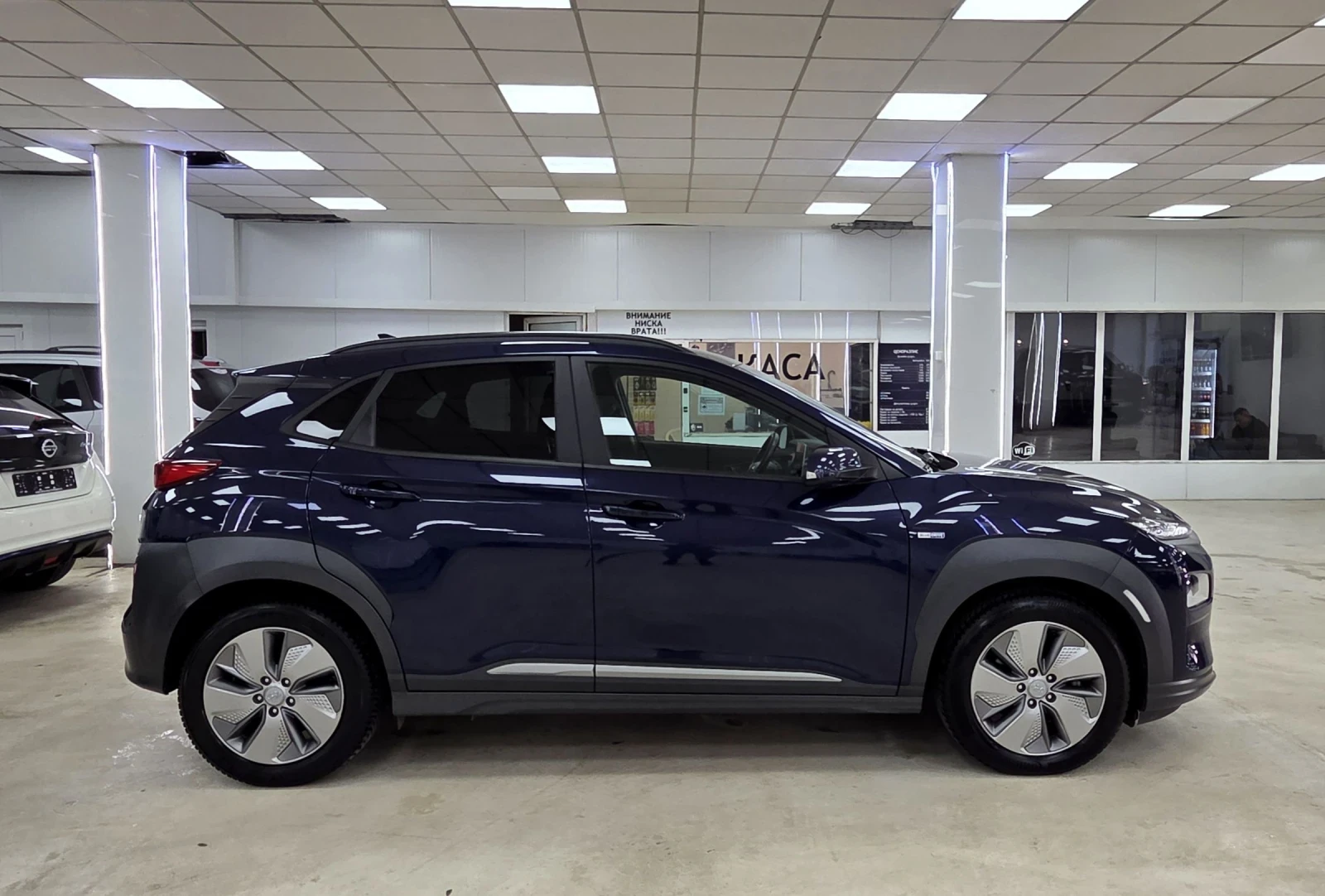 Hyundai Kona 64KWh/Blue Link/SOH100%, снимка 2 - Автомобили и джипове - 54402110