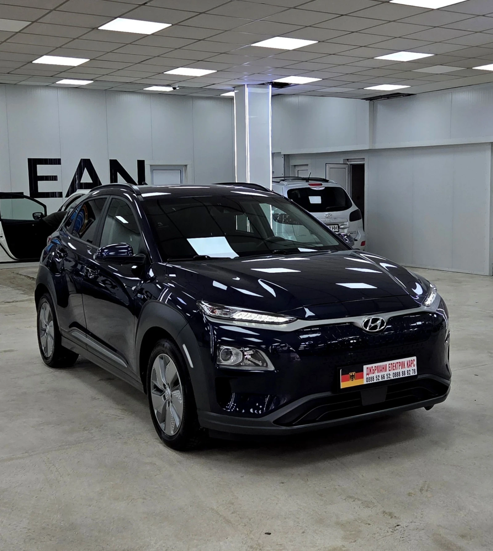 Hyundai Kona 64KWh/Blue Link/SOH100%