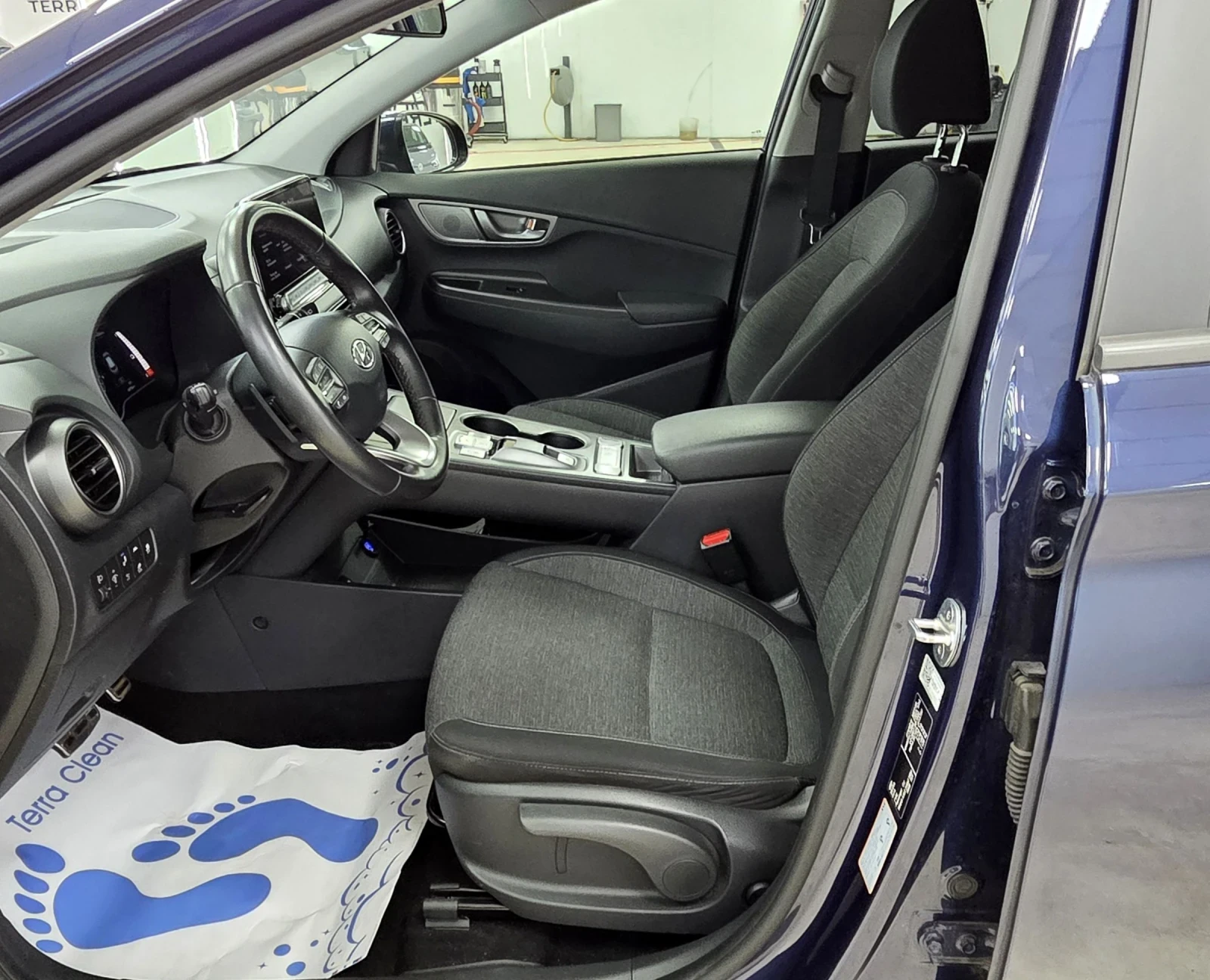 Hyundai Kona 64KWh/Blue Link/SOH100%, снимка 7 - Автомобили и джипове - 54402110