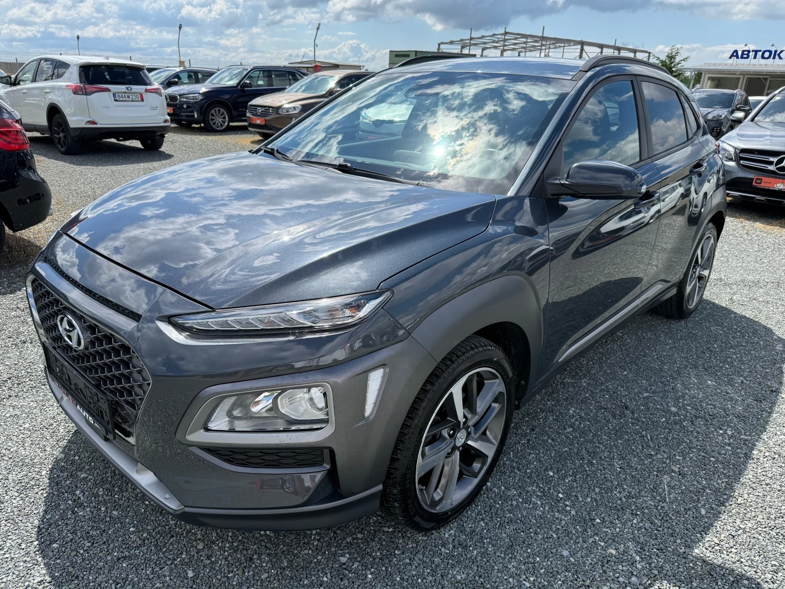 Hyundai Kona (KATO НОВА)