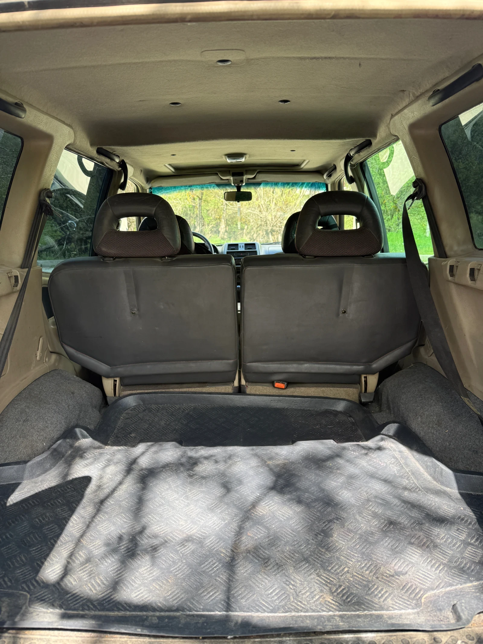 Nissan Terrano 2.7 TDI 4x4 Offroad Edition, снимка 7 - Автомобили и джипове - 54572704