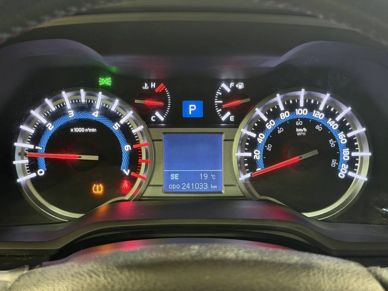 Toyota 4runner SR5* 7-SEATS* 4X4* SUNROOF* �������*  | Mobile.bg � ����������� 5