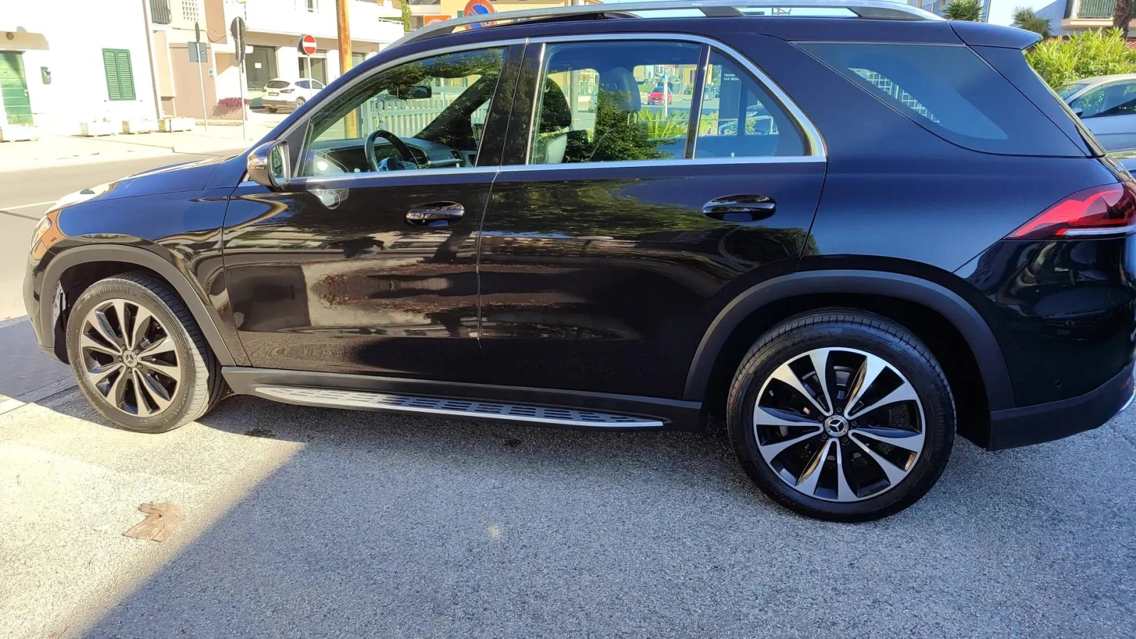 Mercedes-Benz GLE 350 d 4MATIC, снимка 4 - Автомобили и джипове - 54909000