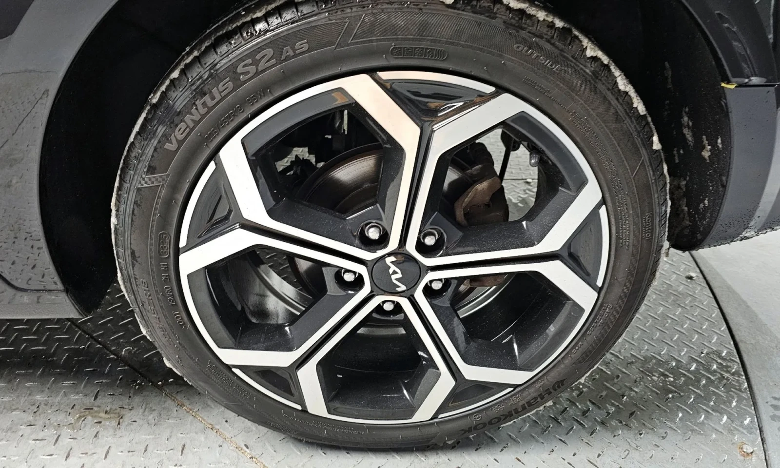 Kia Niro, снимка 5 - Автомобили и джипове - 55586545