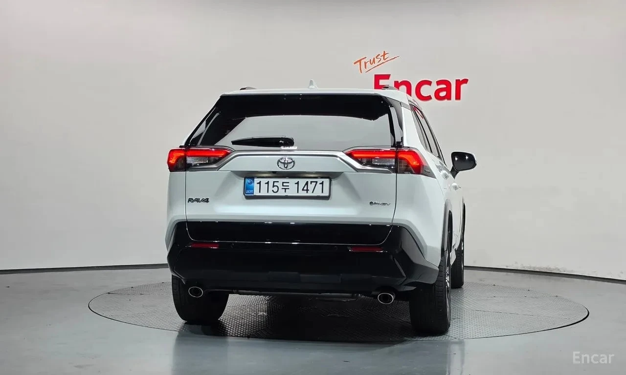 Toyota Rav4 * 2.5 4WD PHEV XSE * , снимка 4 - Автомобили и джипове - 56735030