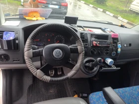 VW T5 2.5 TDI 131, снимка 13 - Бусове и автобуси - 53634323