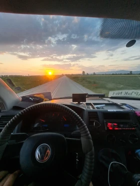 VW T5 2.5 TDI 131, снимка 11 - Бусове и автобуси - 53634323