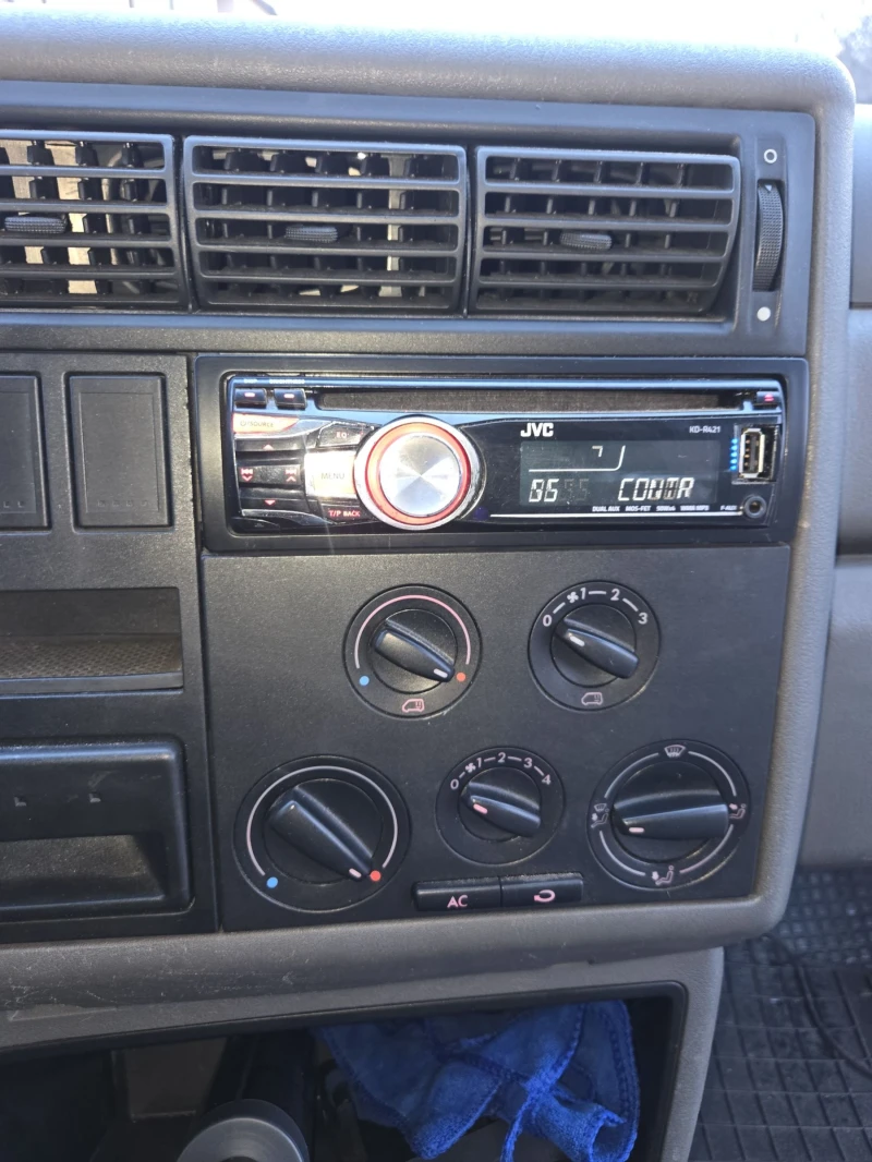 VW T4 2.5тди 102к.с 2003г., снимка 15 - Бусове и автобуси - 53597177