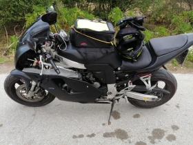     Suzuki Gsxr 750 w