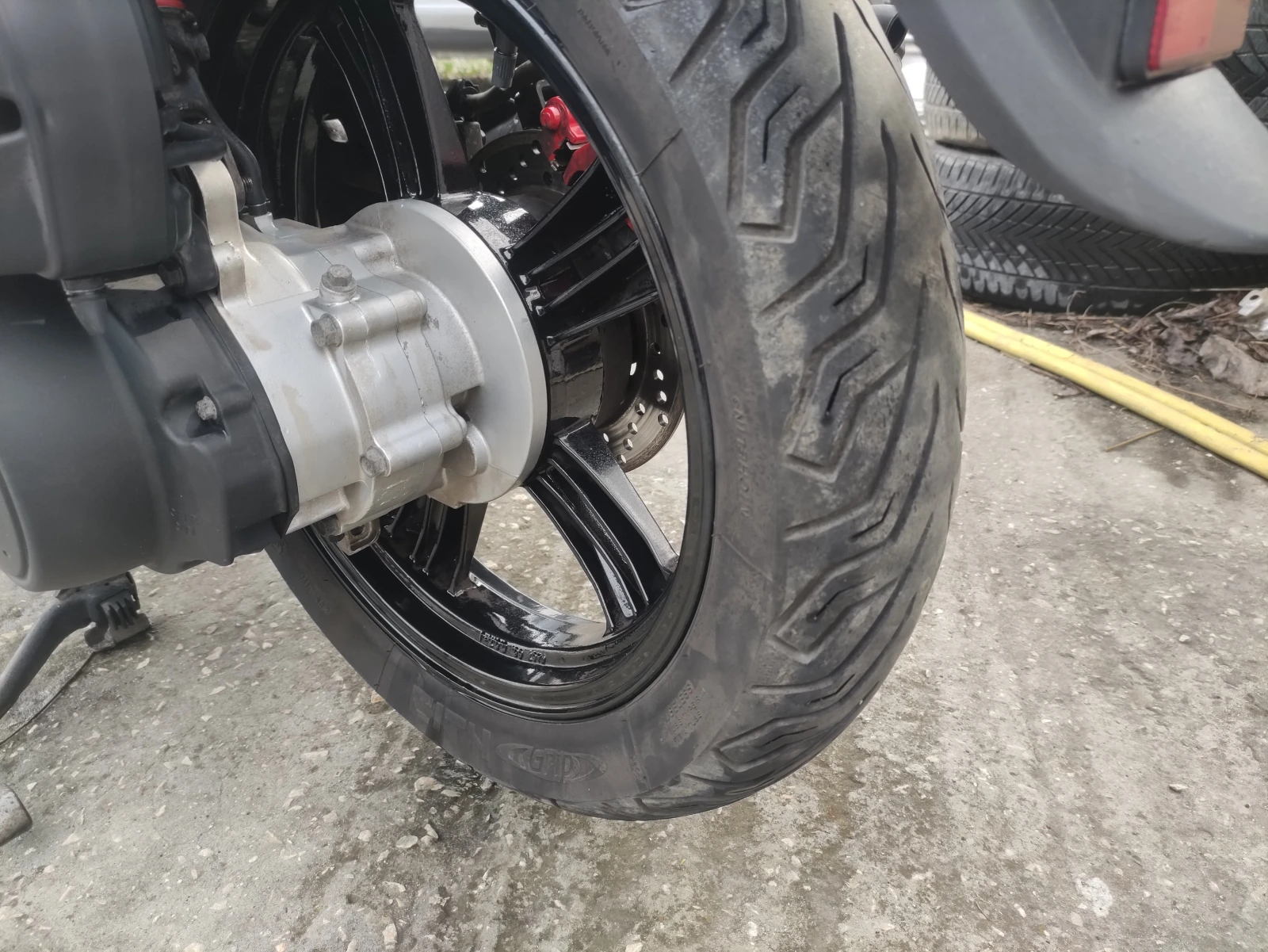 Sym HD2 125cc Swiss - изображение 8