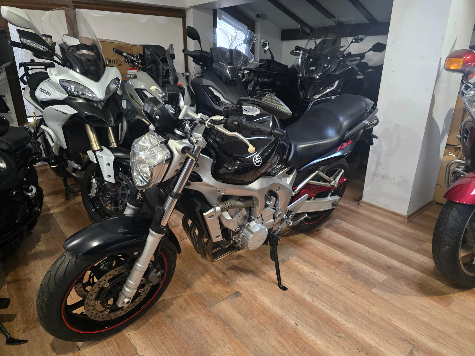 Yamaha FZ6 Mivv Carbon, снимка 2 - Мотоциклети и мототехника - 56088258