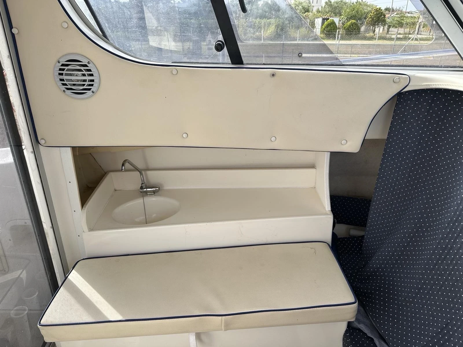   Jeanneau SAVER MANTA 21 FISHER | Mobile.bg   14