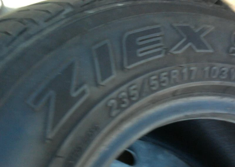 Гуми Летни 235/55R17, снимка 6 - Гуми и джанти - 5947125