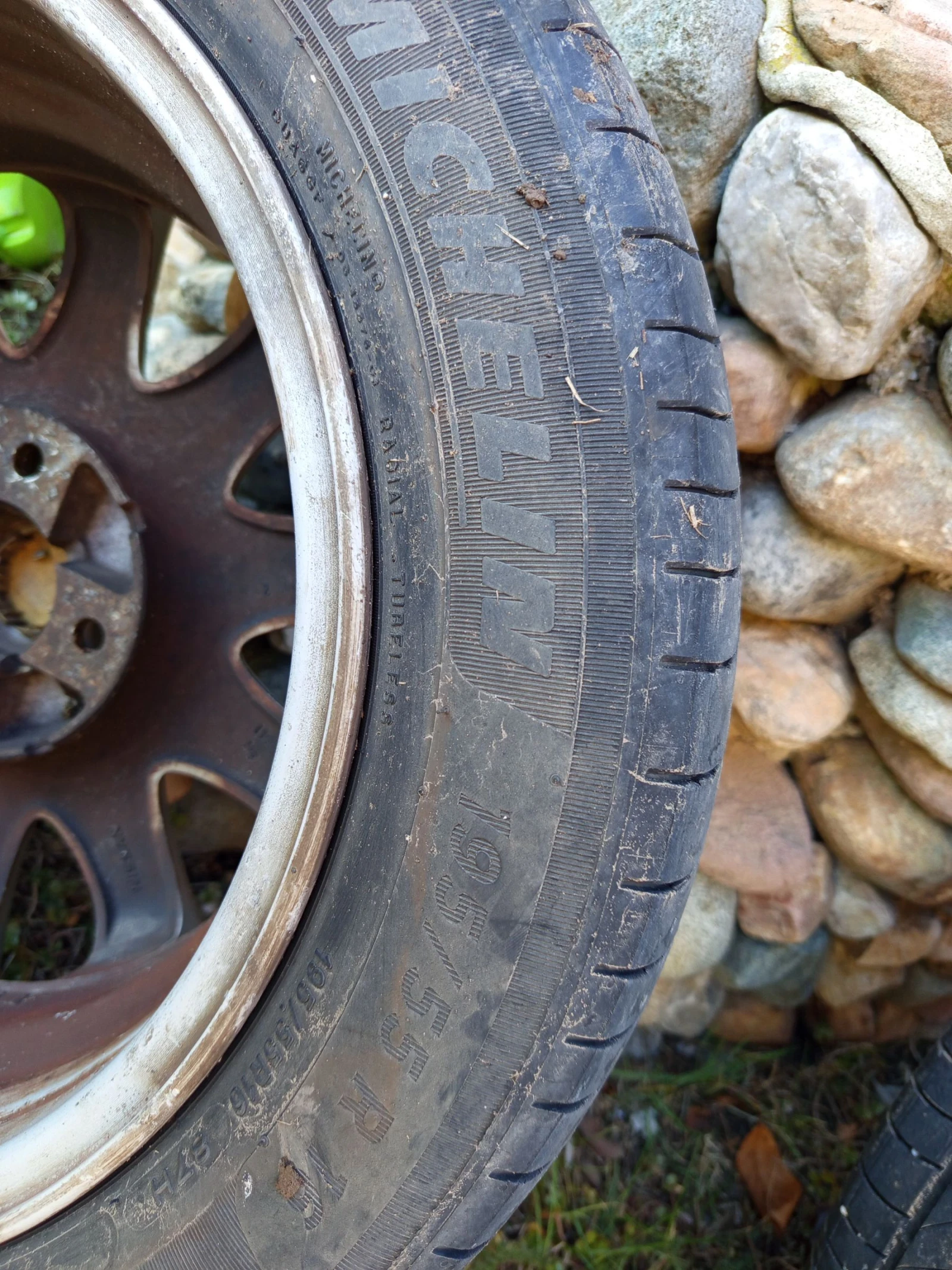 ���� � ������ 195/55R16 �� Nissan Almera | Mobile.bg � ����������� 10