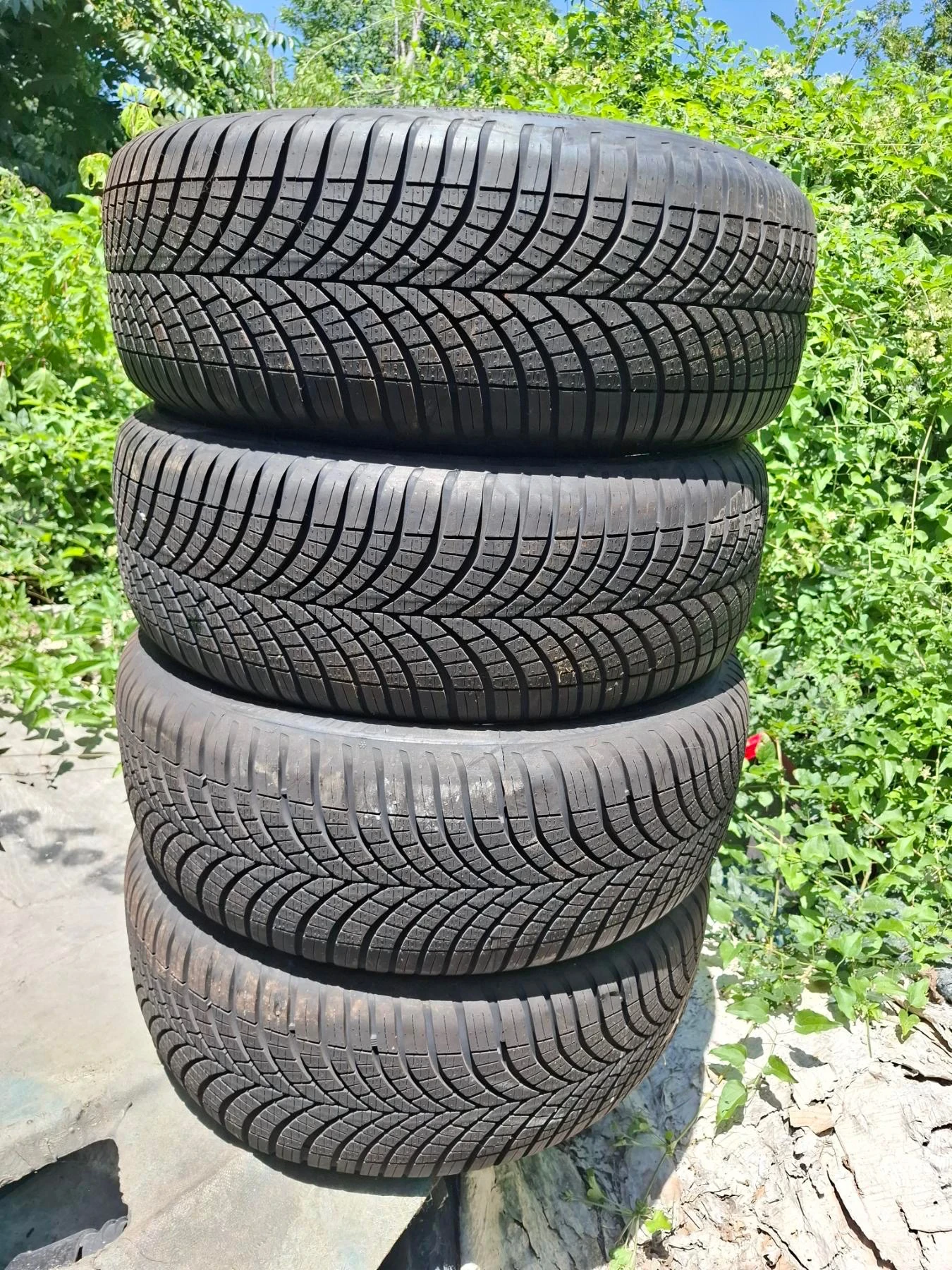 ���� 215/55R17 | Mobile.bg � ����������� 1