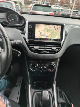 Peugeot 2008 1.2 60х.км, снимка 6