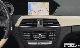 Mercedes-Benz C 200 AMG* ПАНОРАМА* ПАМЕТ* KEYLESS* ILS* Подгрев* , снимка 7