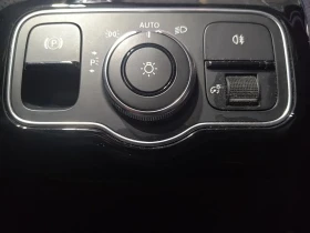Mercedes-Benz CLA 250 4MATIC AMG PKG ЦЕНА ДО БЪЛГАРИЯ АВТОКРЕДИТ, снимка 13