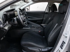 Hyundai Elantra Preferred FWD, снимка 8