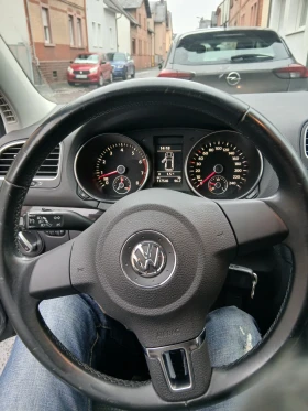 VW Golf 6 - 4750 € / 9290.19 лв. - 47299434 3