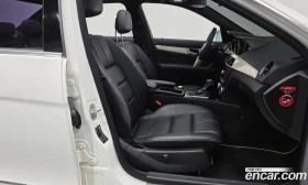 Mercedes-Benz C 200 AMG* ��������* �����* KEYLESS* ILS* �������*  | Mobile.bg � ����� ������ 10