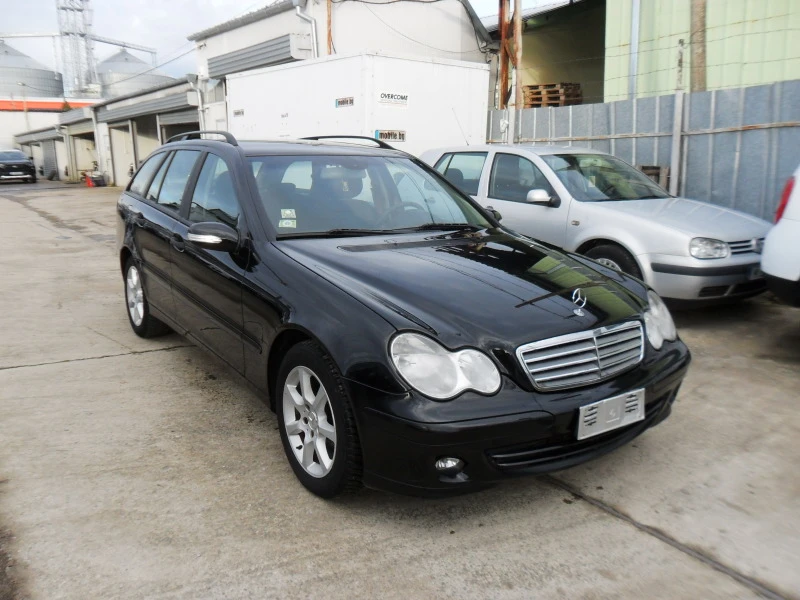 Mercedes-Benz C 200 2, 2-cdi-AUTOMAT-AVANGARD, снимка 3 - Автомобили и джипове - 43366598